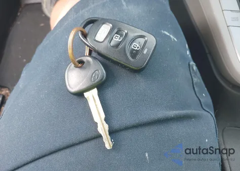 2017 Hyundai Elantra Se из США, поврежденный, VIN 5NPD84LF5HH080184